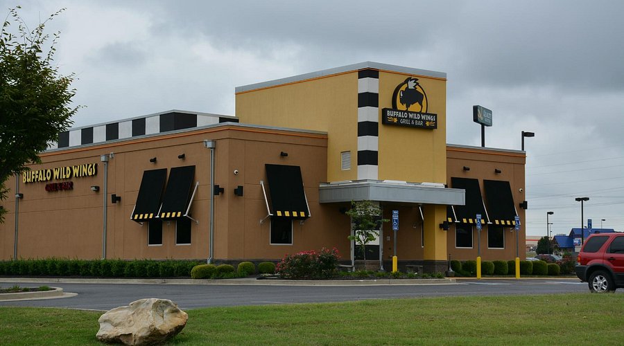 Какое предложение во вторник в Buffalo Wild Wings?