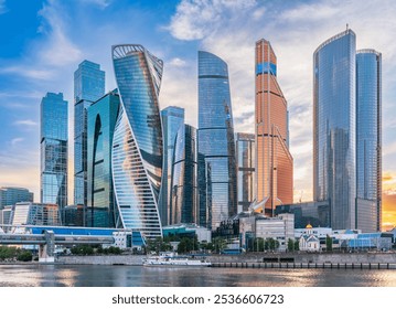 Когда выпускной 2021 Москва?